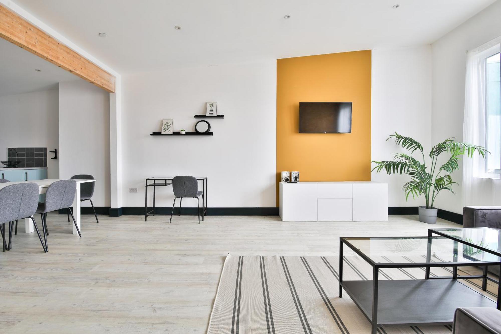 The Kingsway- 2 Bedroom Central Swansea Apartments By Stayright Bagian luar foto