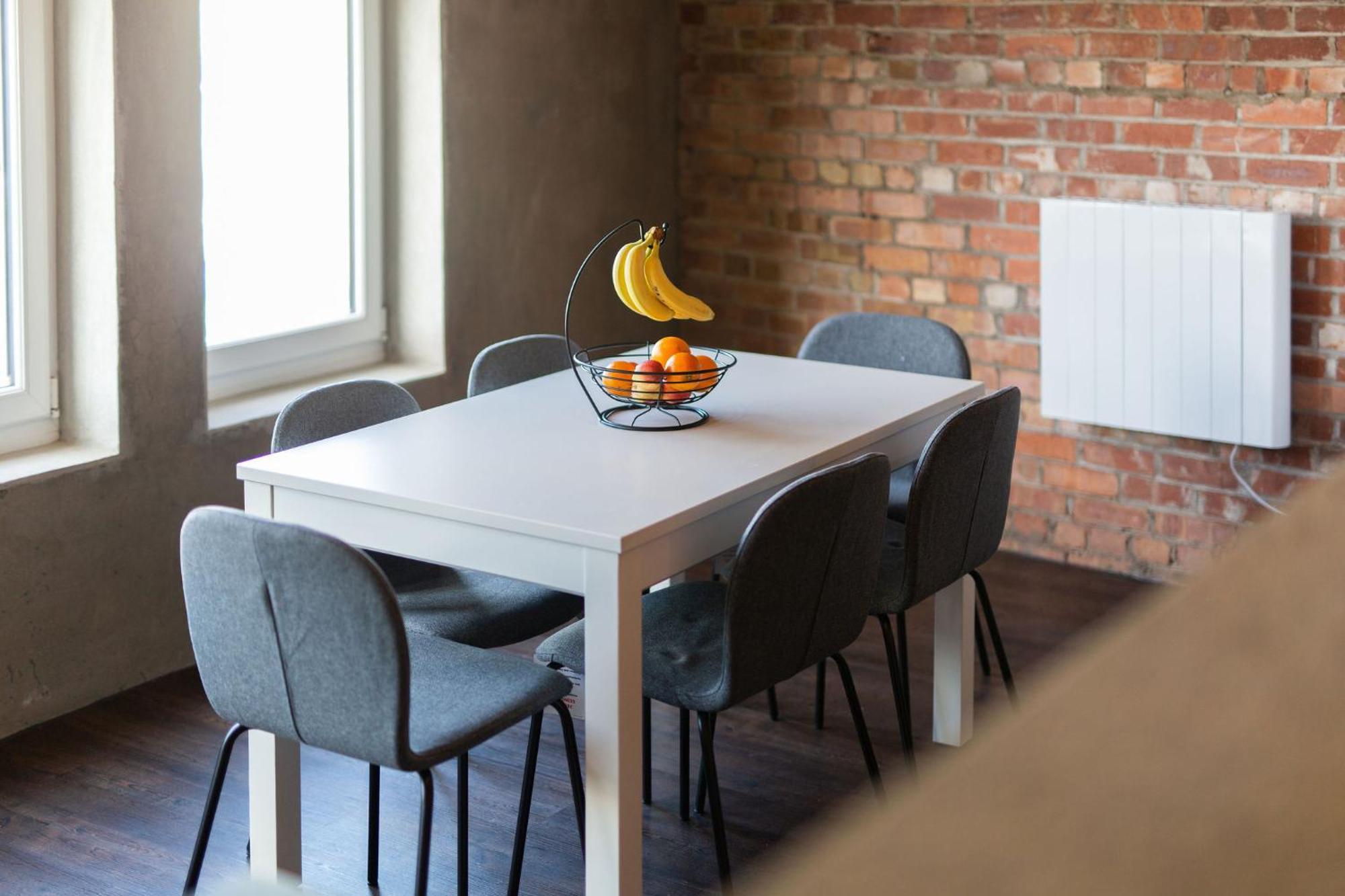 The Kingsway- 2 Bedroom Central Swansea Apartments By Stayright Bagian luar foto